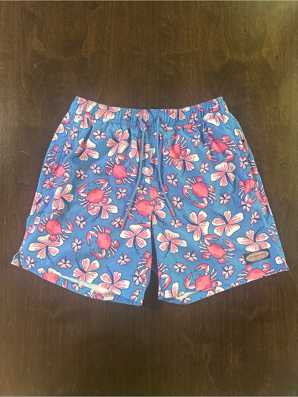 Vineyard Vines Men’s Blue & Pink Floral & Crab Print Swim Shorts Trunks S EUC